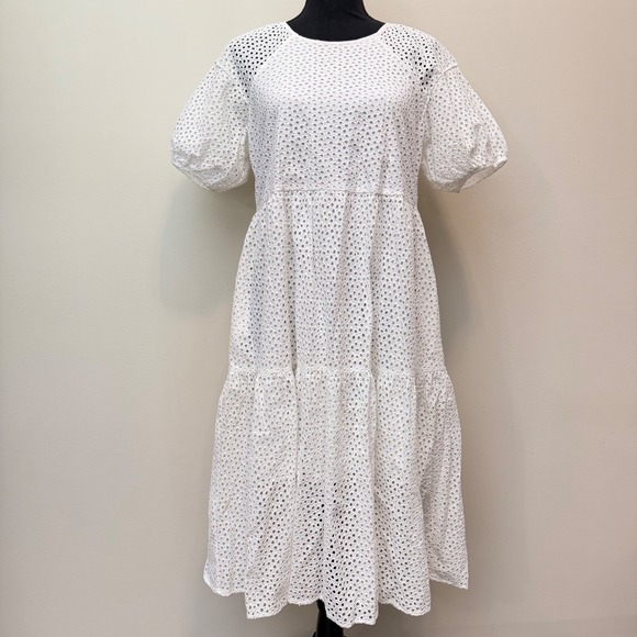 Everlane Dresses & Skirts - Everlane White Eyelet Tiered Midi Dress Puff Sleeve Cotton Womens XS Puff Sleeve